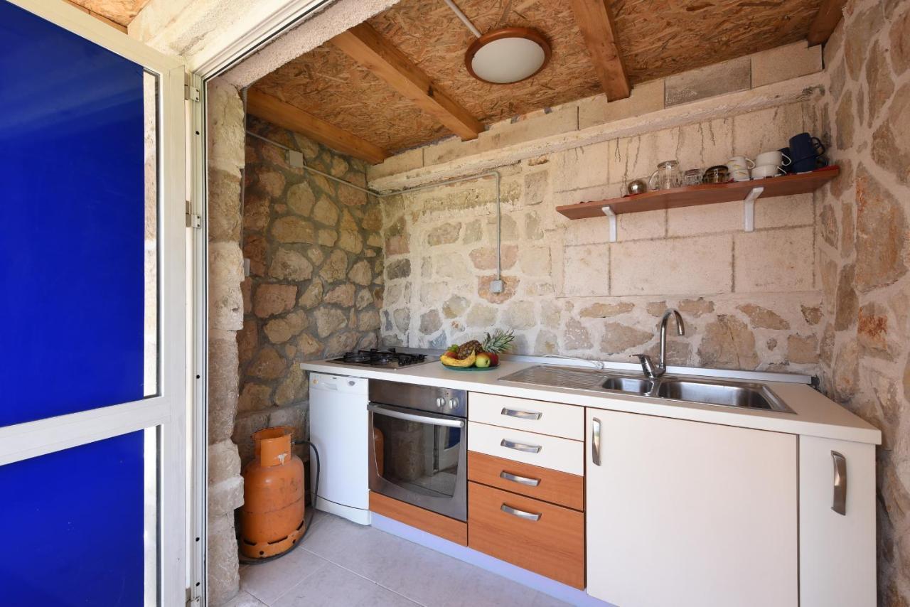 Apartman Magas With Private Pool Vinjerac Buitenkant foto