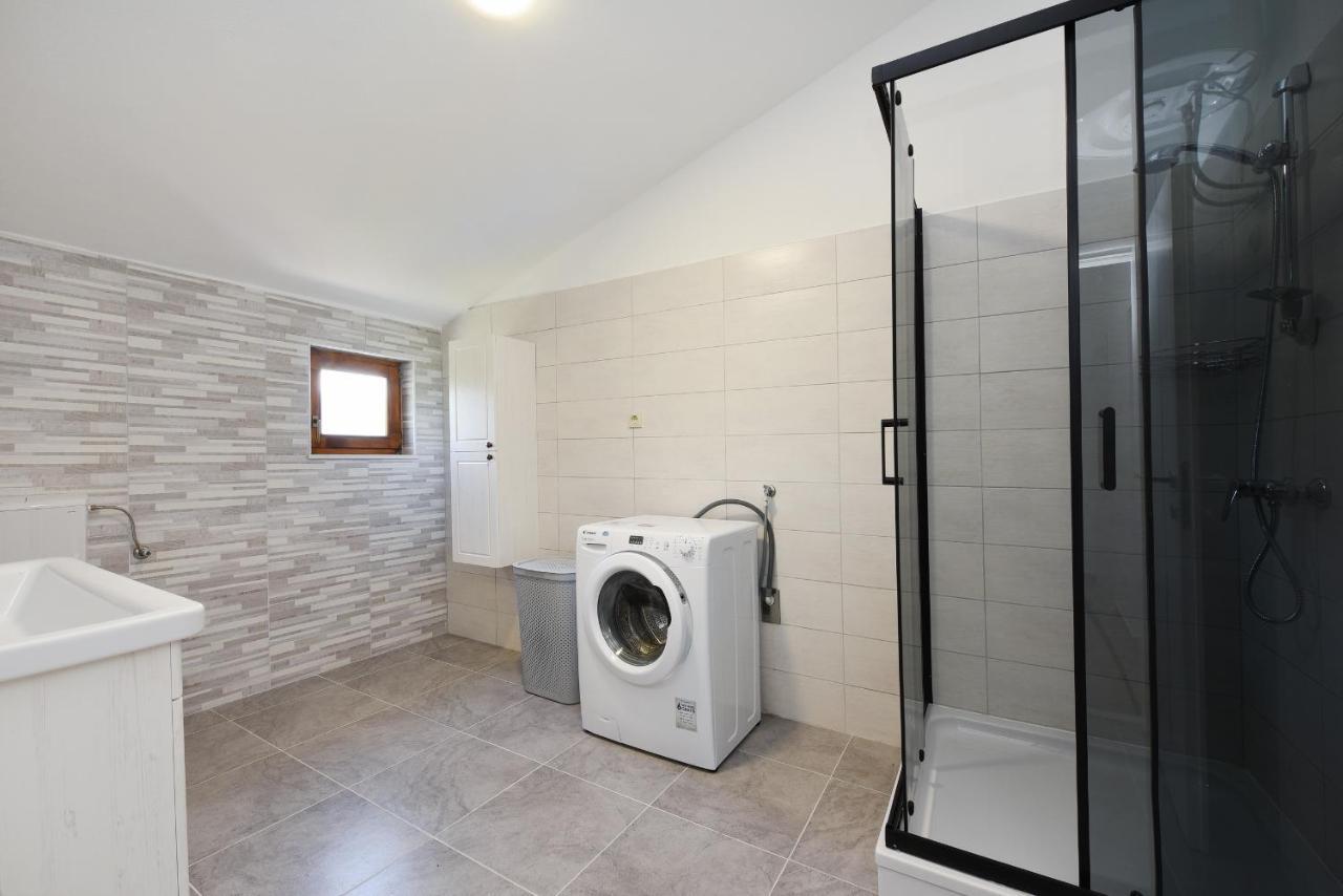 Apartman Magas With Private Pool Vinjerac Buitenkant foto